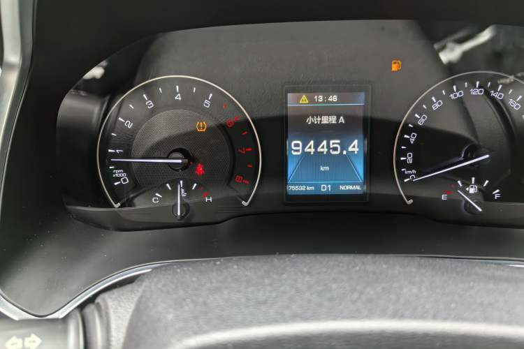 Used Wey VV5 2019 1.5T Two-Wheel Drive Color Pioneer Exterior 10