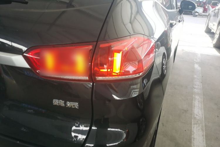 Used Wey VV5 2019 Upgraded Model 2.0T Two-Wheel Drive Ultra-Luxury Version China V Standard Exterior 3
