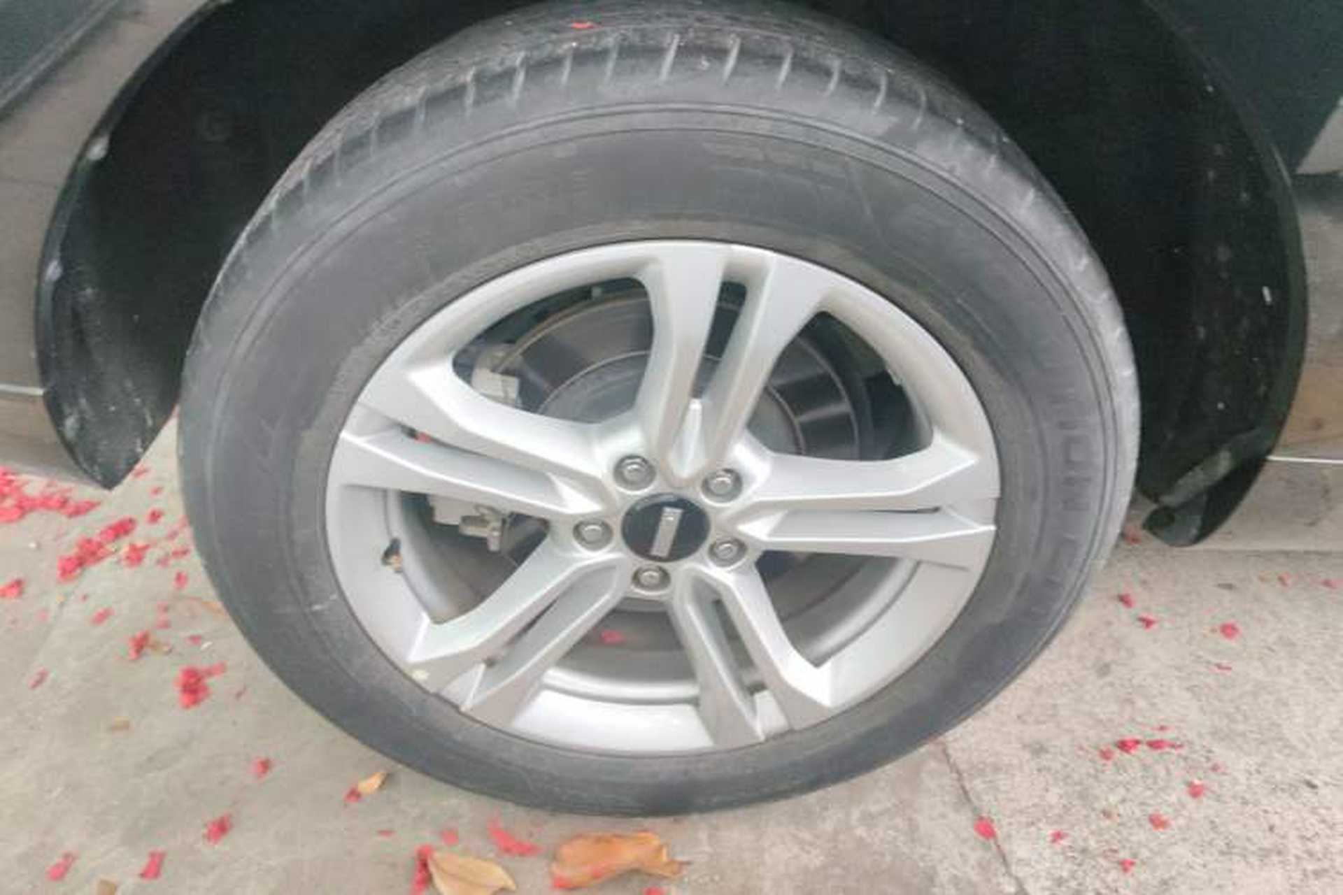 Used Wey VV5 2019 1.5T Two-Wheel Drive Smart Pioneer Exterior 5
