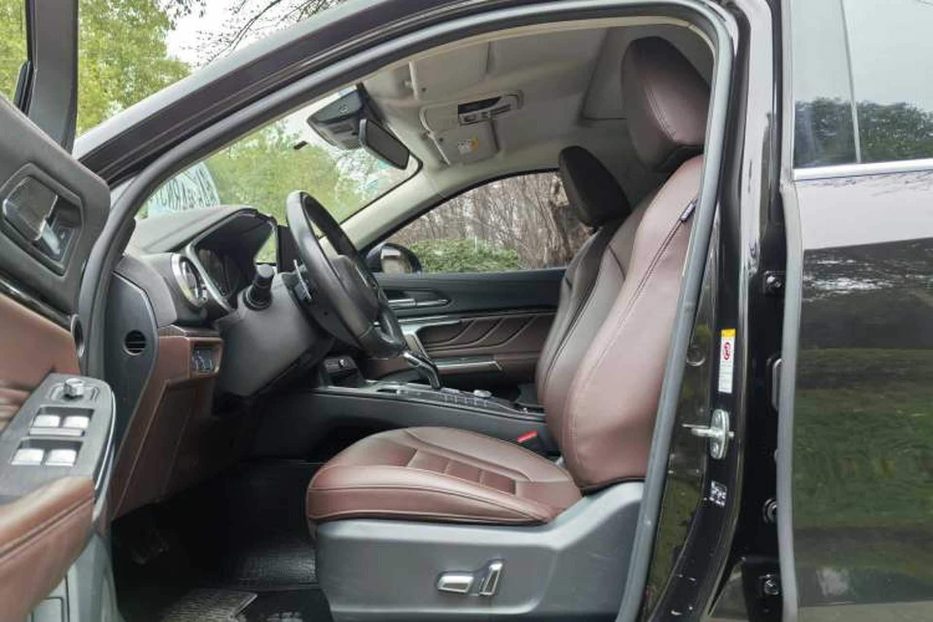 Used Wey VV5 2019 1.5T Two-Wheel Drive Color Pioneer Exterior 7