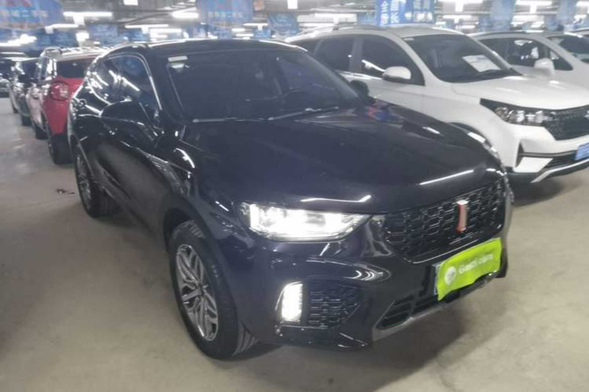 Used Wey VV5 2019 Upgraded Model 2.0T Two-Wheel Drive Ultra-Luxury Version China V Standard Front Right 45 Deg