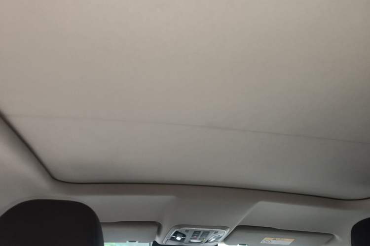 Used Wey VV5 2019 Upgraded Model 2.0T Two-Wheel Drive Flagship Version China VI Standard Headliner