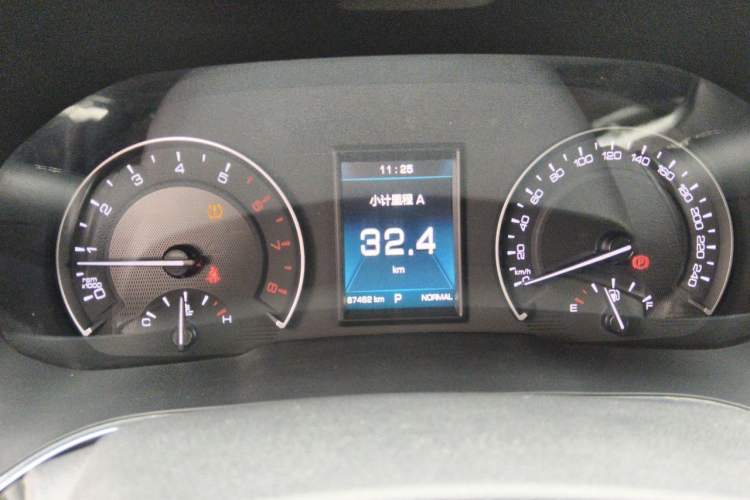 Used Wey VV5 2019 1.5T Two-Wheel Drive Color Pioneer Instrument Cluster