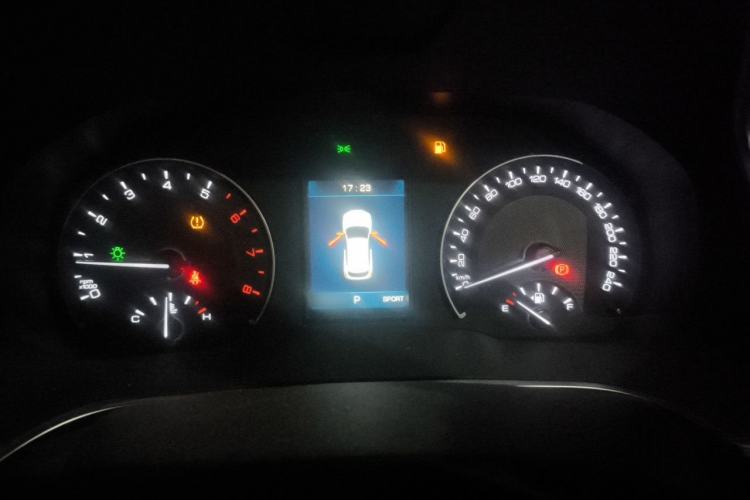 Used Wey VV5 2019 Upgraded Model 2.0T Two-Wheel Drive Ultra-Luxury Version China V Standard Instrument Cluster