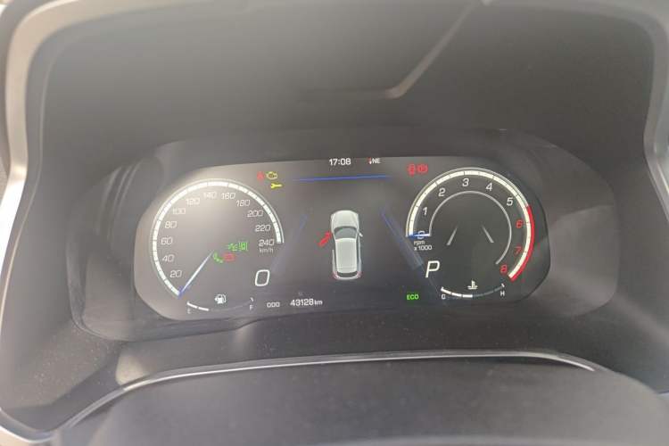 Used Wey VV5 2019 Upgraded Model 2.0T Two-Wheel Drive Flagship Version China V Standard Instrument Cluster