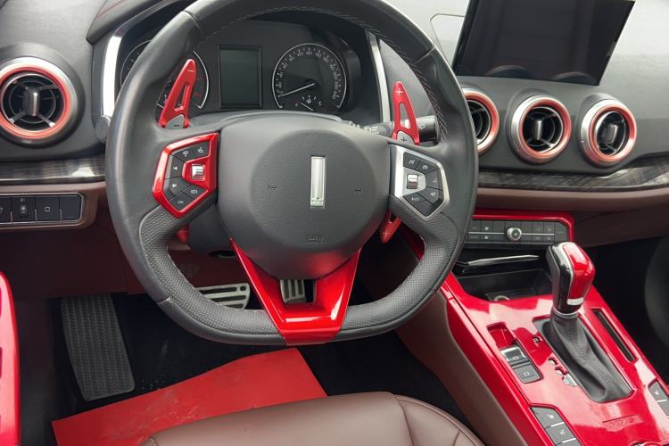 Used Wey VV5 2019 Upgraded Model 2.0T Two-Wheel Drive Ultra-Luxury Version China V Standard Interior 5