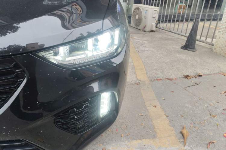 Used Wey VV5 2019 1.5T Two-Wheel Drive Smart Pioneer Left Front Headlight