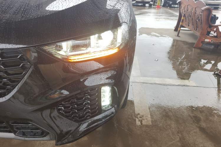 Used Wey VV5 2019 1.5T Two-Wheel Drive Color Pioneer Left Front Headlight