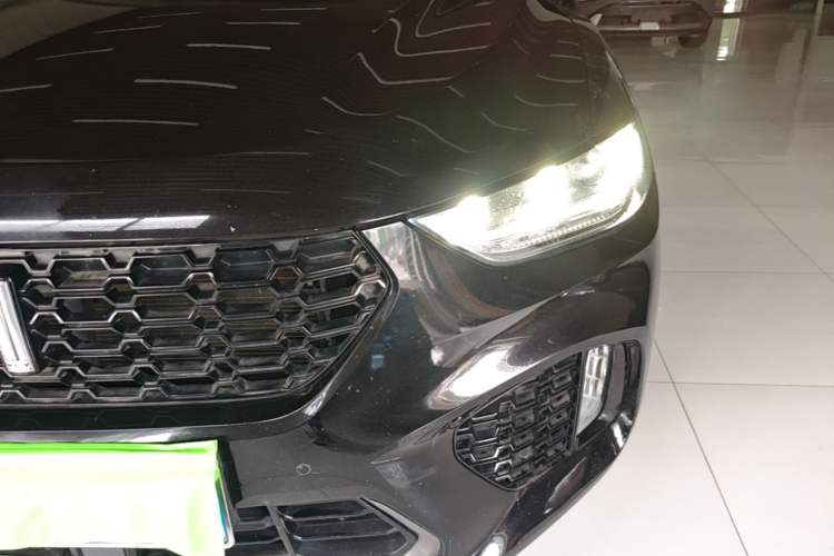 Used Wey VV5 2019 Upgraded Model 2.0T Two-Wheel Drive Ultra-Luxury Version China V Standard Left Front Headlight