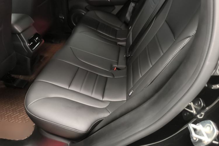 Used Wey VV5 2019 1.5T Two-Wheel Drive Color Pioneer Left Rear Seat