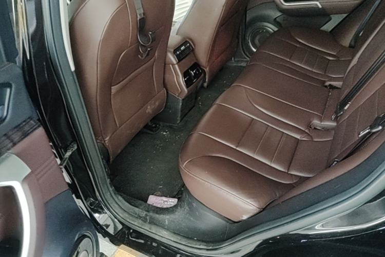 Used Wey VV5 2019 Upgraded Model 2.0T Two-Wheel Drive Ultra-Luxury Version China V Standard Left Rear Seat