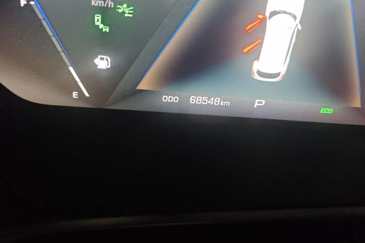 Used Wey VV5 2019 Upgraded Model 2.0T Two-Wheel Drive Flagship Version China V Standard Odometer Close Up
