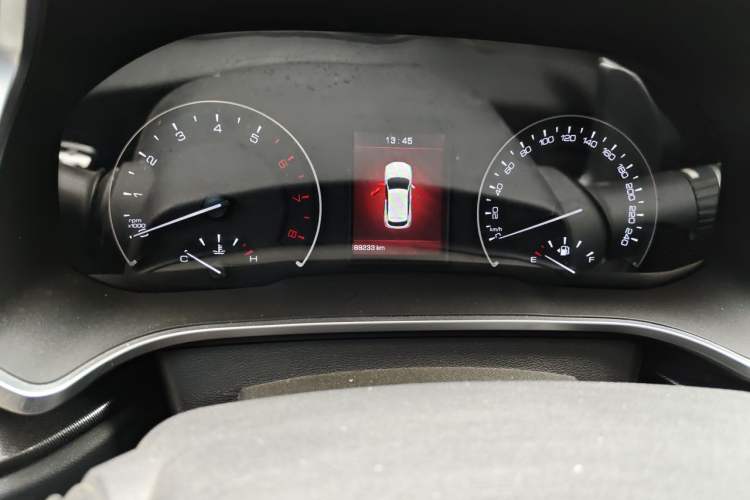Used Wey VV5 2019 Upgraded Model 2.0T Two-Wheel Drive Ultra-Luxury Version China VI Standard Odometer Close Up