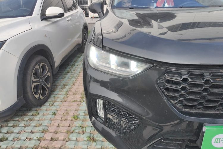 Used Wey VV5 2019 Upgraded Model 2.0T Two-Wheel Drive Flagship Version China V Standard Right Front Headlight