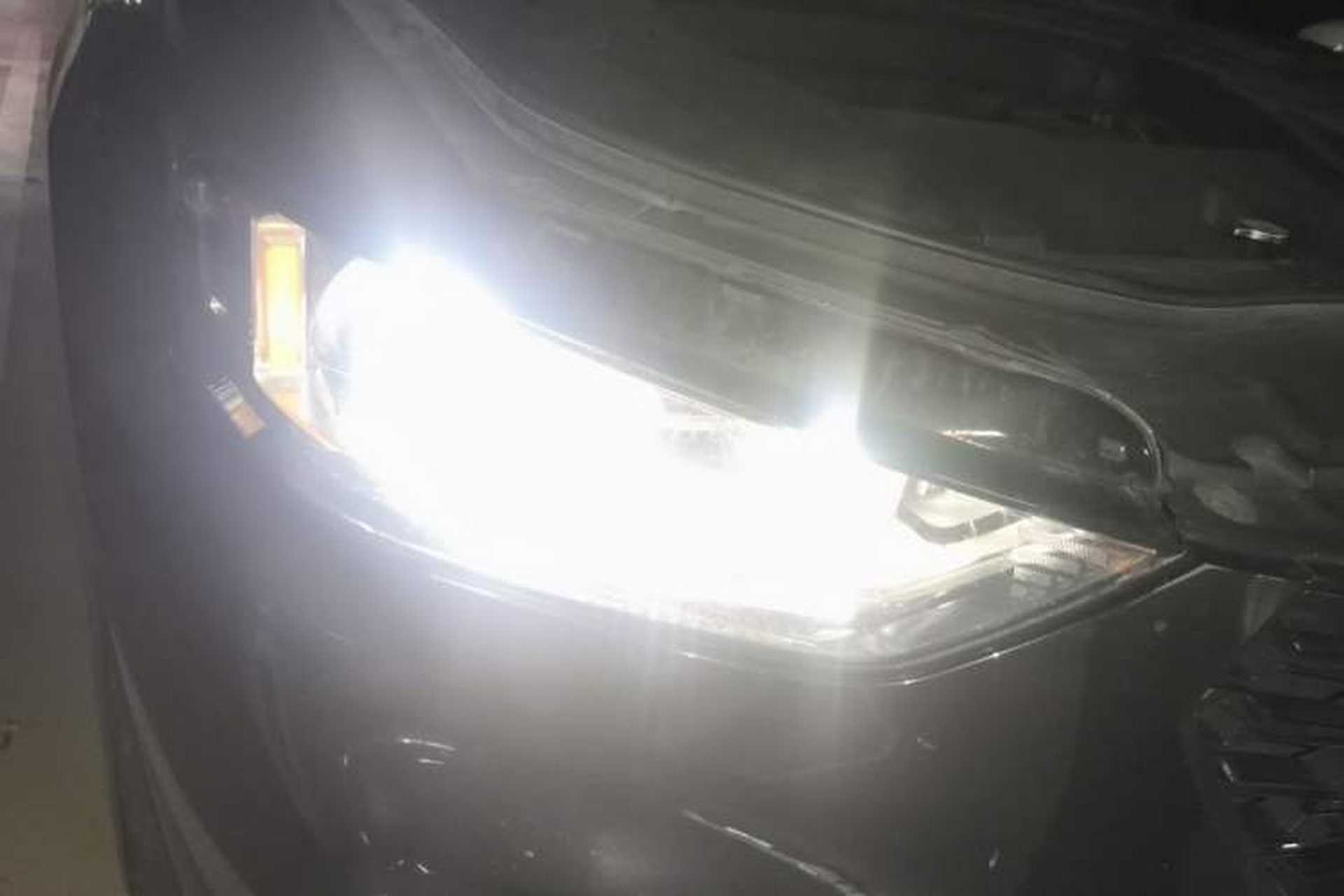 Used Wey VV5 2019 Upgraded Model 2.0T Two-Wheel Drive Ultra-Luxury Version China V Standard Right Front Headlight