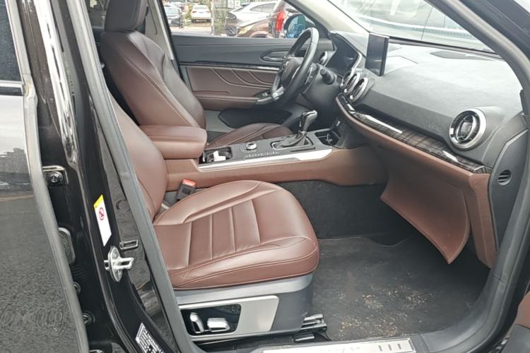 Used Wey VV5 2019 Upgraded Model 2.0T Two-Wheel Drive Ultra-Luxury Version China V Standard Right Front Seat