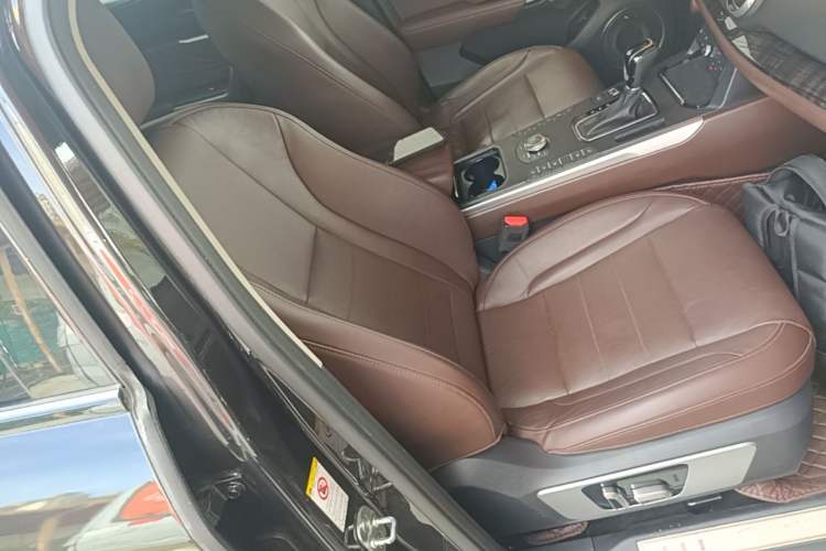 Used Wey VV5 2019 Upgraded Model 2.0T Two-Wheel Drive Flagship Version China V Standard Right Front Seat
