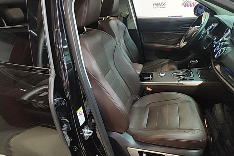 Used Wey VV5 2019 Upgraded Model 2.0T Two-Wheel Drive Flagship Version China V Standard Right Front Seat