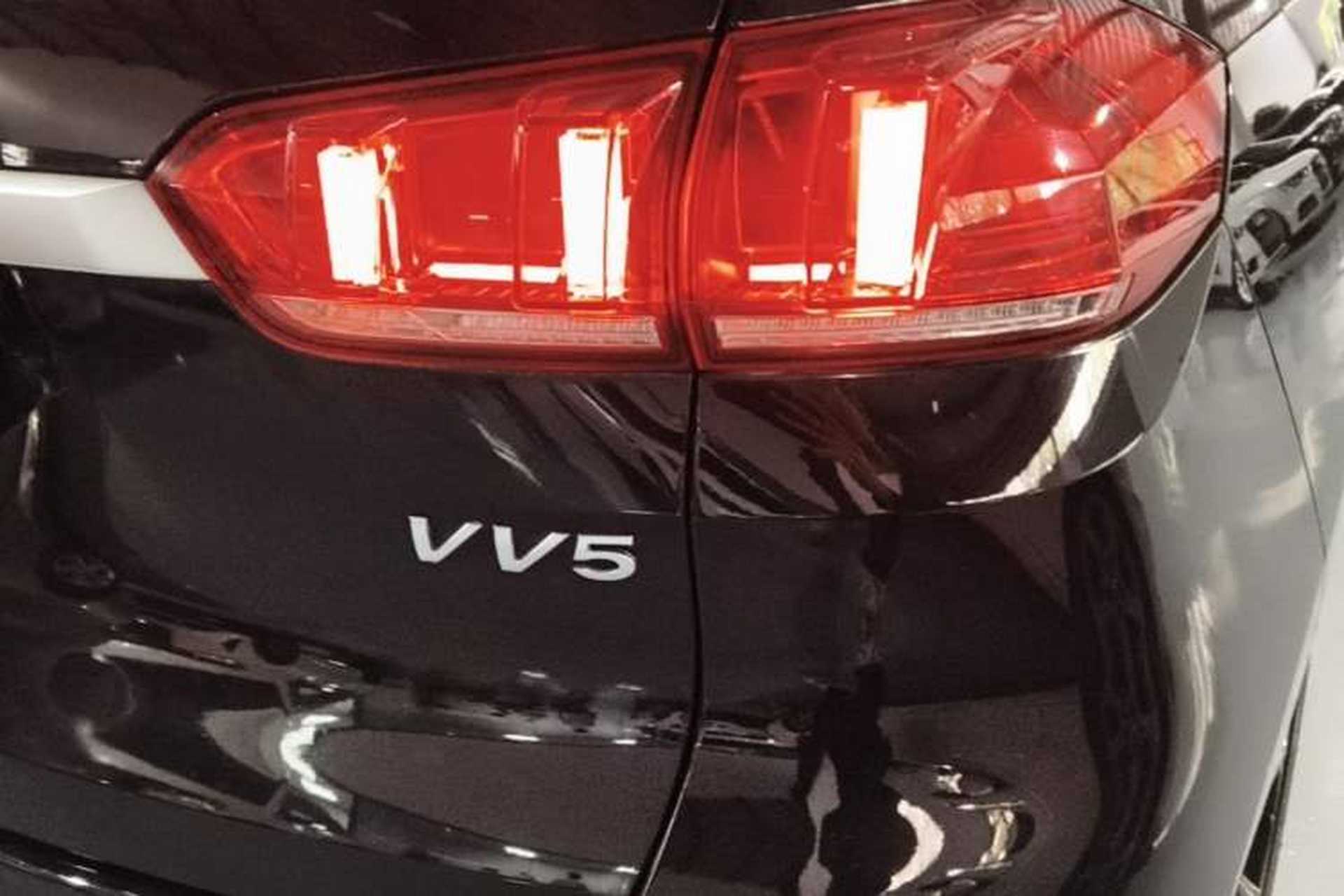 Used Wey VV5 2019 1.5T Two-Wheel Drive Smart Pioneer Right Rear Taillight