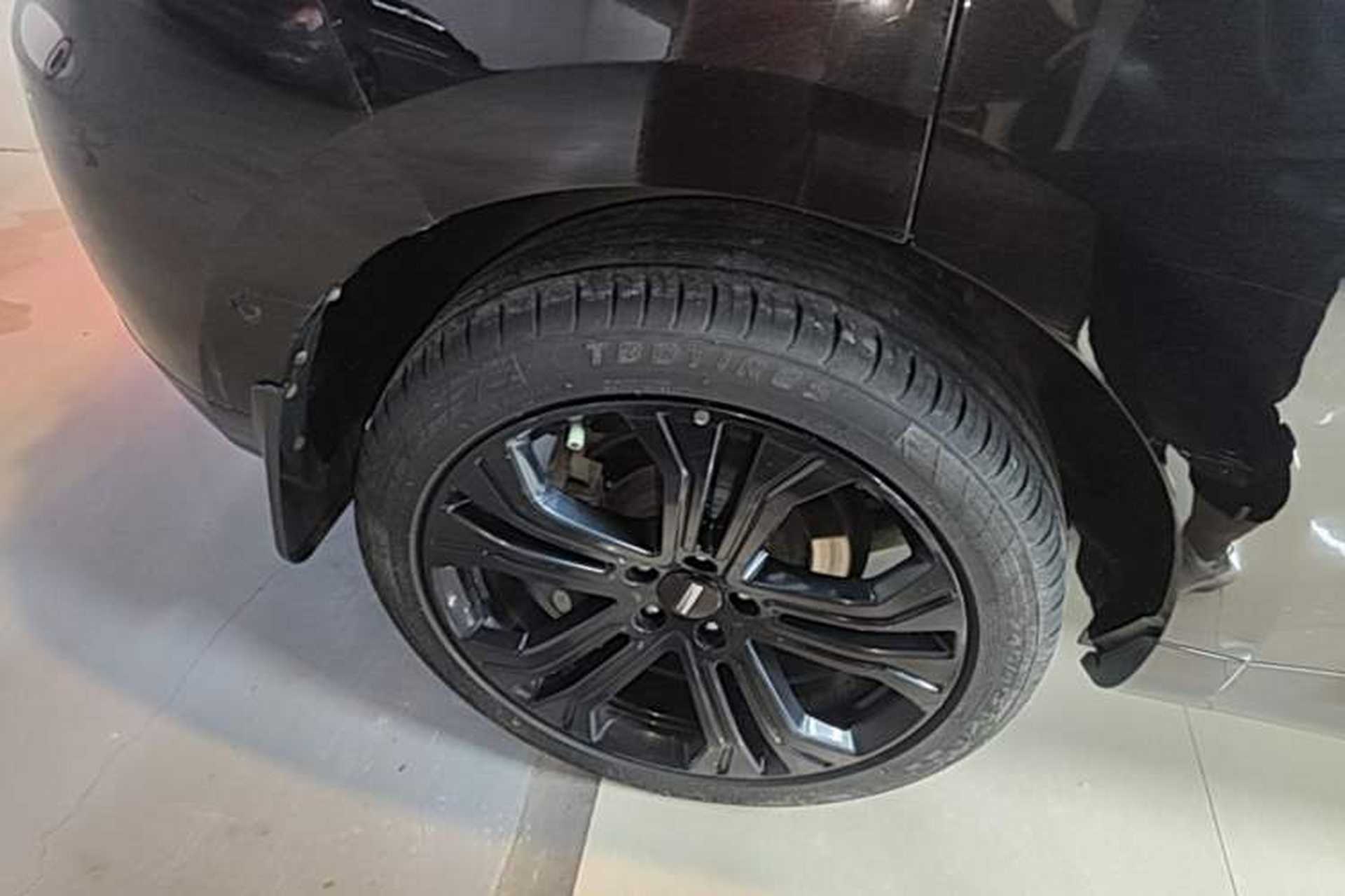Used Wey VV5 2019 Upgraded Model 2.0T Two-Wheel Drive Flagship Version China V Standard Right Rear Wheel Hub