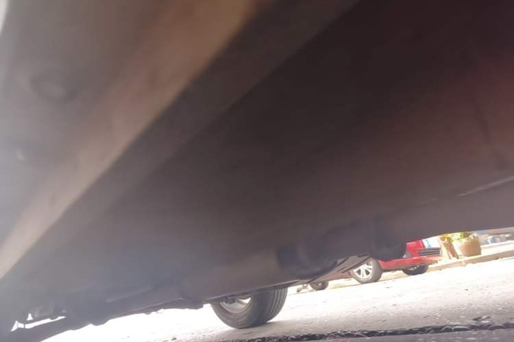 Used Wey VV5 2019 1.5T Two-Wheel Drive Color Pioneer Right Side Sill