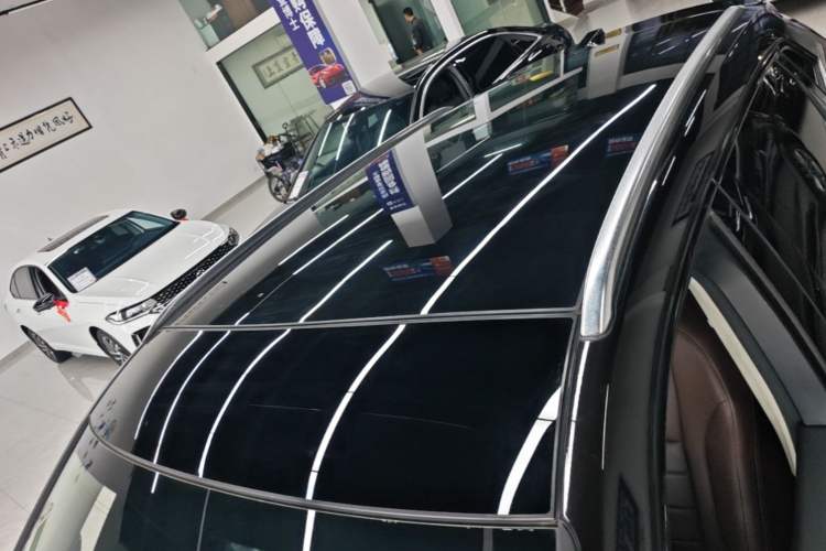 Used Wey VV5 2019 Upgraded Model 2.0T Two-Wheel Drive Ultra-Luxury Version China V Standard Roof