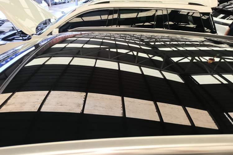 Used Wey VV5 2019 1.5T Two-Wheel Drive Color Pioneer Roof