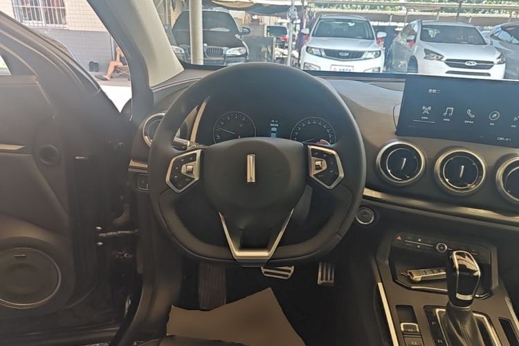 Used Wey VV5 2019 Upgraded Model 2.0T Two-Wheel Drive Ultra-Luxury Version China V Standard Steering Wheel