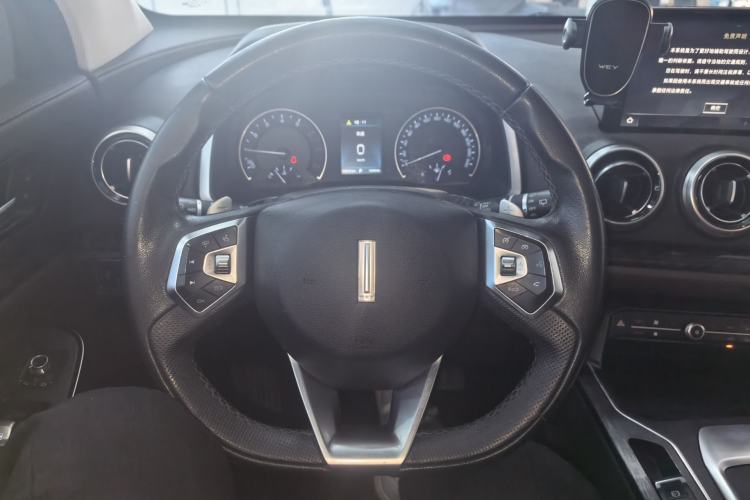 Used Wey VV5 2019 1.5T Two-Wheel Drive Color Pioneer Steering Wheel