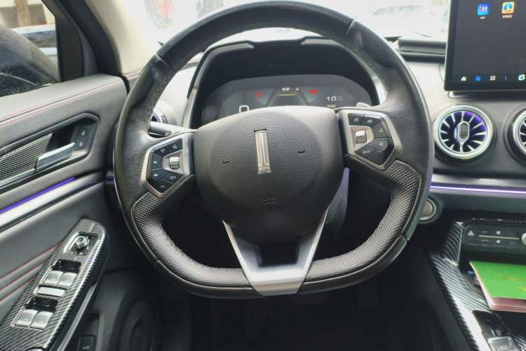 Used Wey VV5 2019 1.5T Two-Wheel Drive Smart Pioneer Steering Wheel