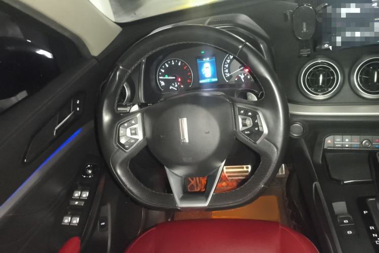 Used Wey VV5 2019 Upgraded Model 2.0T Two-Wheel Drive Ultra-Luxury Version China V Standard Steering Wheel