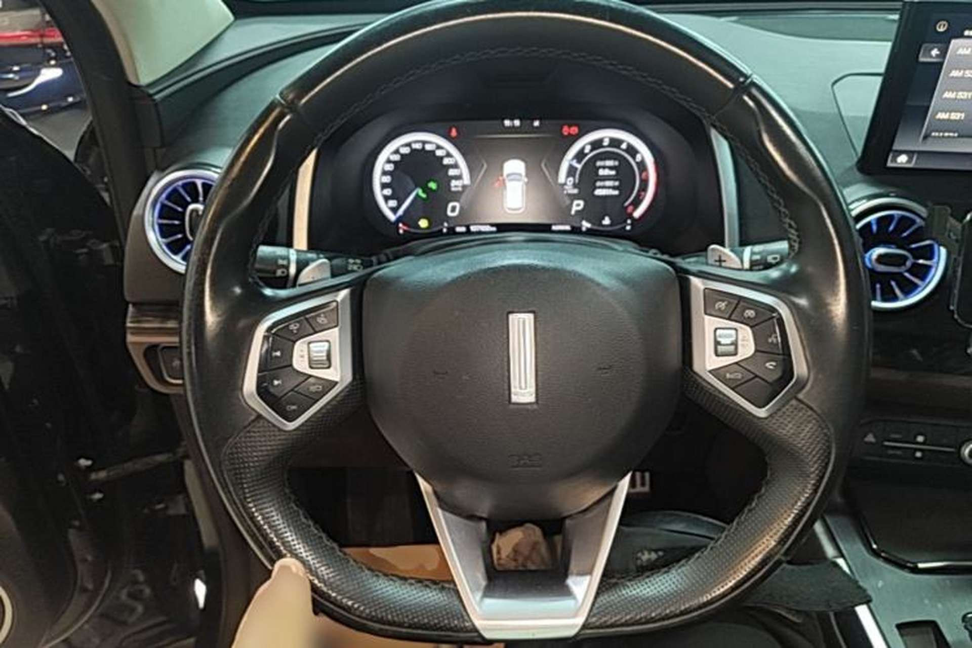 Used Wey VV5 2019 Upgraded Model 2.0T Two-Wheel Drive Flagship Version China V Standard Steering Wheel
