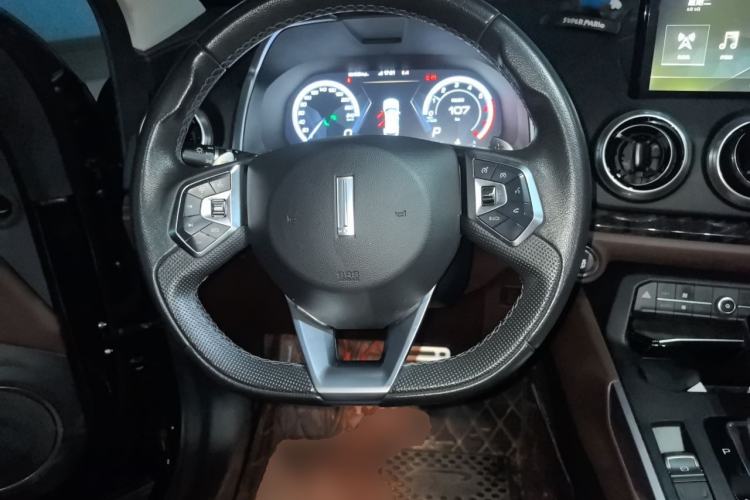 Used Wey VV5 2019 Upgraded Model 2.0T Two-Wheel Drive Flagship Version China VI Standard Steering Wheel