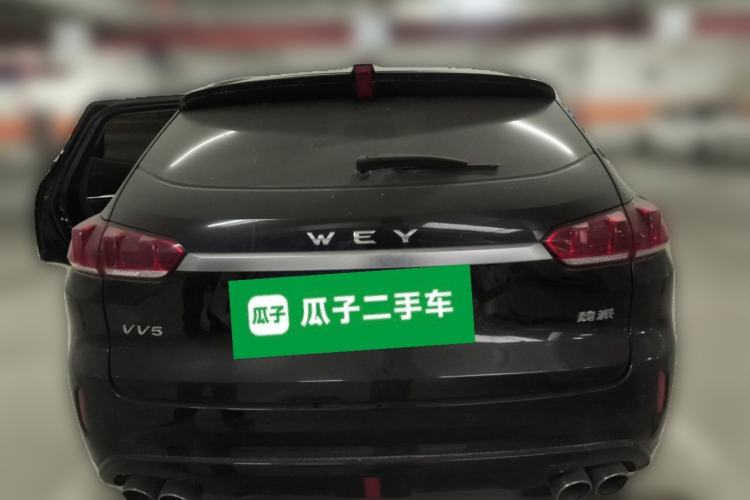 Used Wey VV5 2019 1.5T Two-Wheel Drive Color Pioneer Trunk