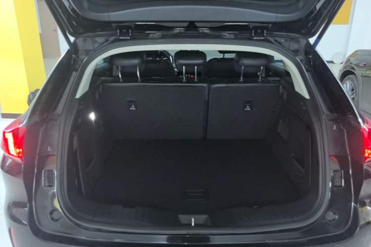 Used Wey VV5 2019 2.0T Two-Wheel-Drive Ultimate Edition Trunk