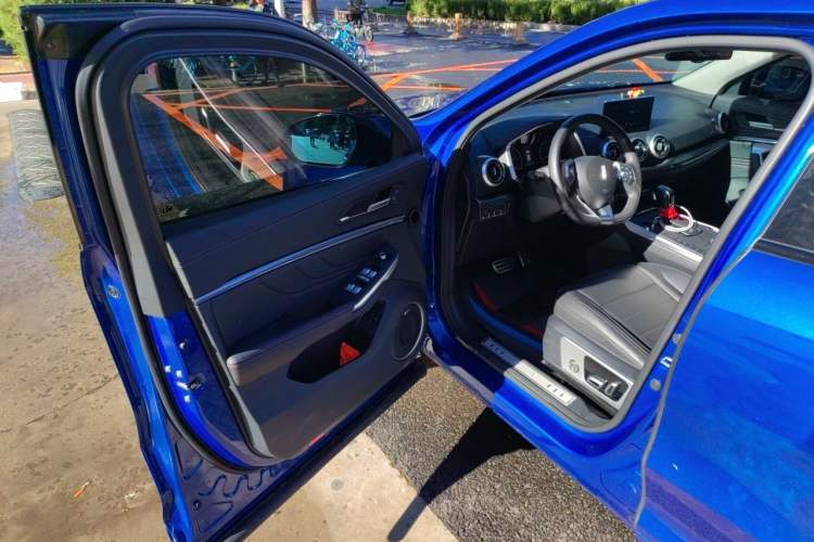 Used Wey VV5 2019 Upgraded Model 2.0T Two-Wheel Drive Ultra-Luxury Version China V Standard Driver Seat