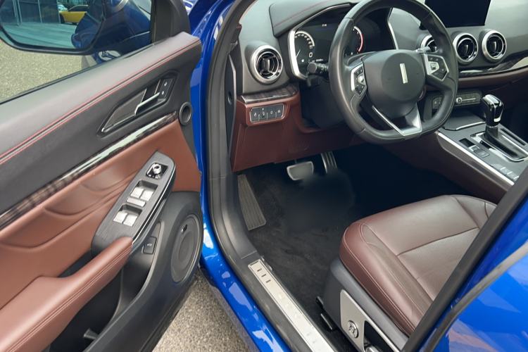 Used Wey VV5 2019 Upgraded Model 2.0T Two-Wheel Drive Flagship Version China V Standard Driver Seat