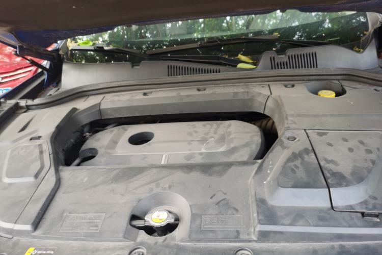 Used Wey VV5 2019 Upgraded Model 2.0T Two-Wheel Drive Ultra-Luxury Version China V Standard Engine Bay