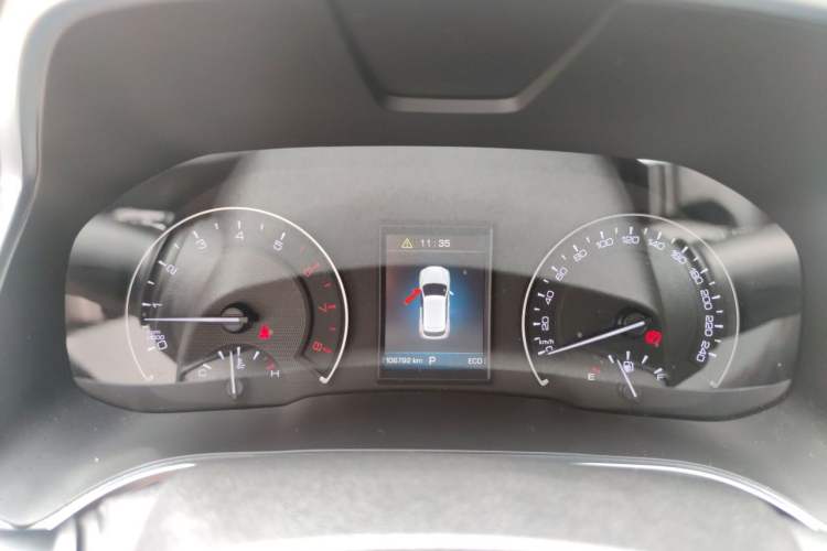 Used Wey VV5 2019 Upgraded Model 2.0T Two-Wheel Drive Ultra-Luxury Version China V Standard Instrument Cluster