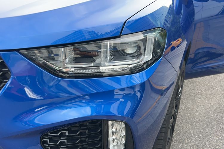 Used Wey VV5 2019 Upgraded Model 2.0T Two-Wheel Drive Flagship Version China V Standard Left Front Headlight