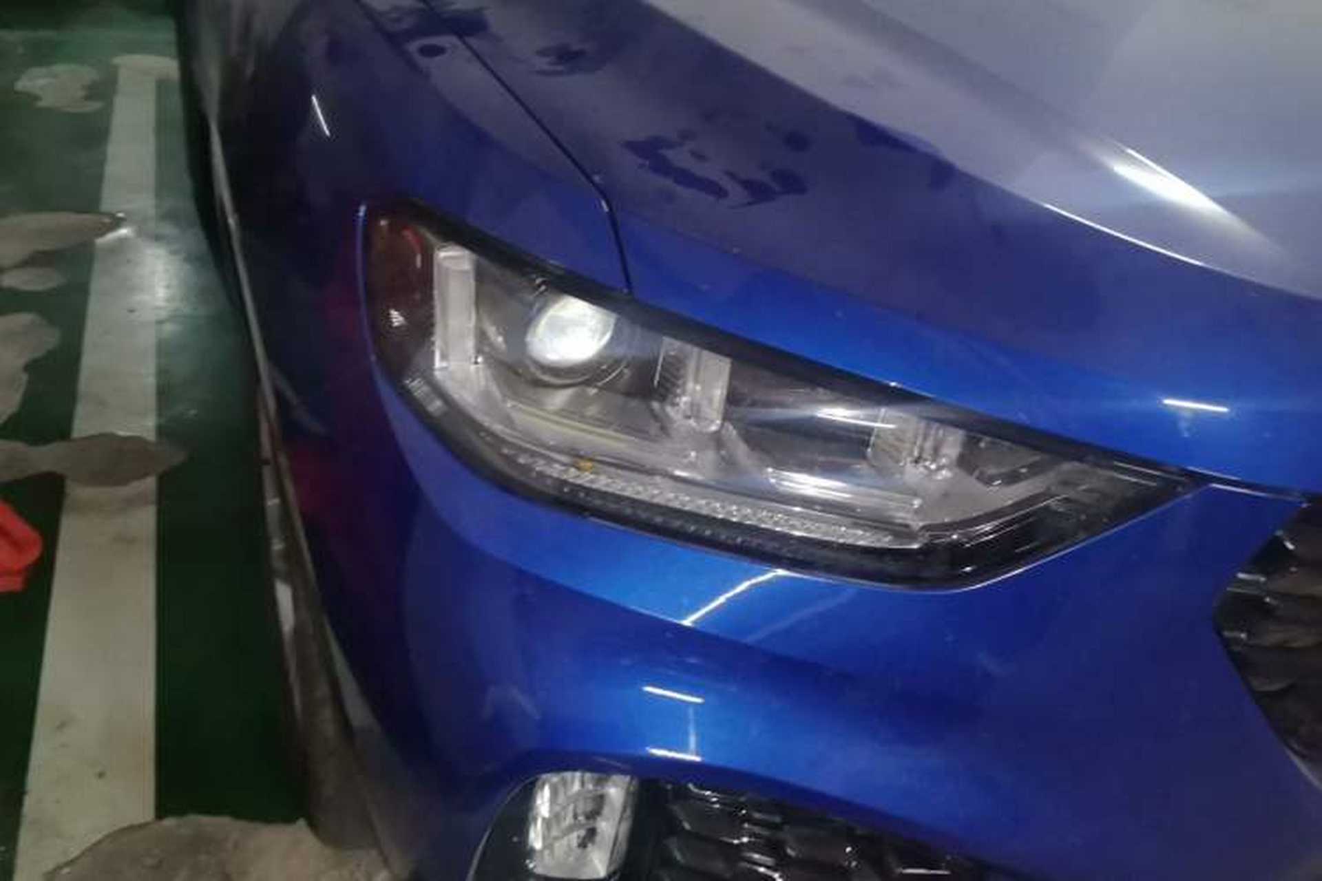 Used Wey VV5 2019 1.5T Two-Wheel Drive Color Pioneer Right Front Headlight