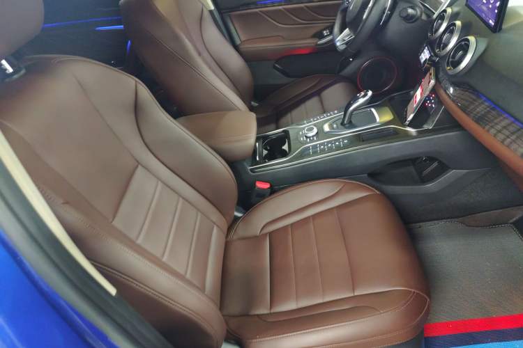 Used Wey VV5 2019 1.5T Two-Wheel Drive Smart Pioneer Right Front Seat