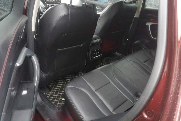 Used Wey VV5 2019 Upgraded Model 2.0T Two-Wheel Drive Flagship Version China V Standard Left Rear Seat