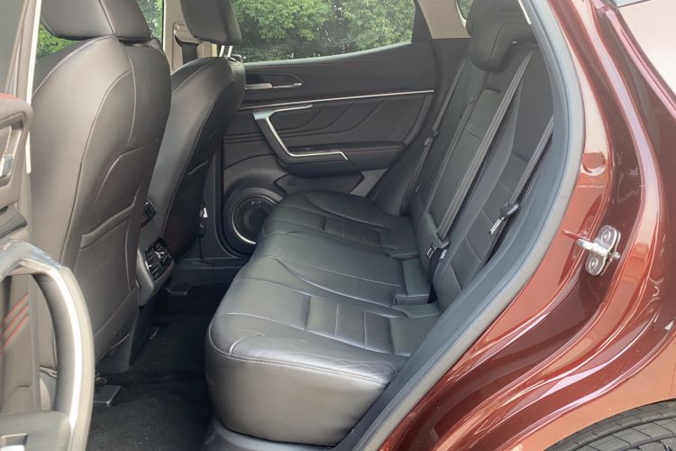 Used Wey VV5 2019 Upgraded Model 2.0T Two-Wheel Drive Flagship Version China V Standard Left Rear Seat