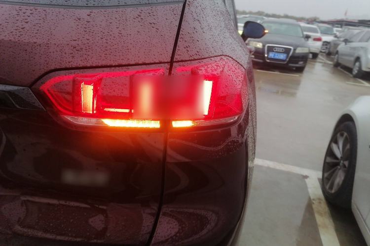 Used Wey VV5 2019 Upgraded Model 2.0T Two-Wheel Drive Flagship Version China V Standard Right Rear Taillight