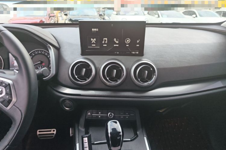 Used Wey VV5 2019 Upgraded Model 2.0T Two-Wheel Drive Ultra-Luxury Version China V Standard Audio And AC Panel