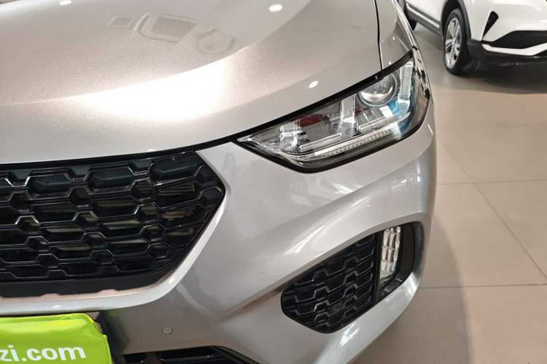 Used Wey VV5 2019 1.5T Two-Wheel Drive Color Pioneer Left Front Headlight