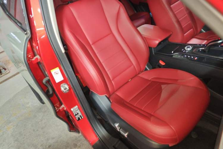 Used Wey VV5 2019 1.5T Two-Wheel Drive Smart Pioneer Right Front Seat