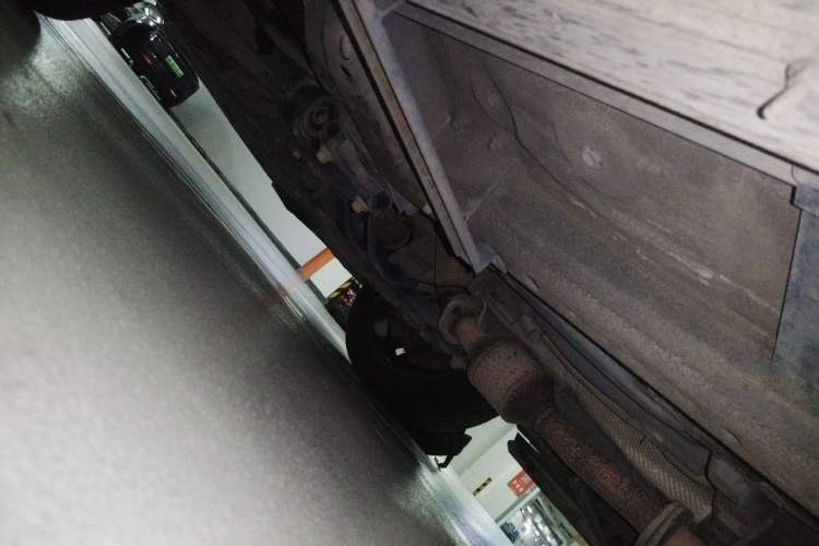 Used Wey VV5 2019 Upgraded Model 2.0T Two-Wheel Drive Flagship Version China V Standard Chassis Front Left