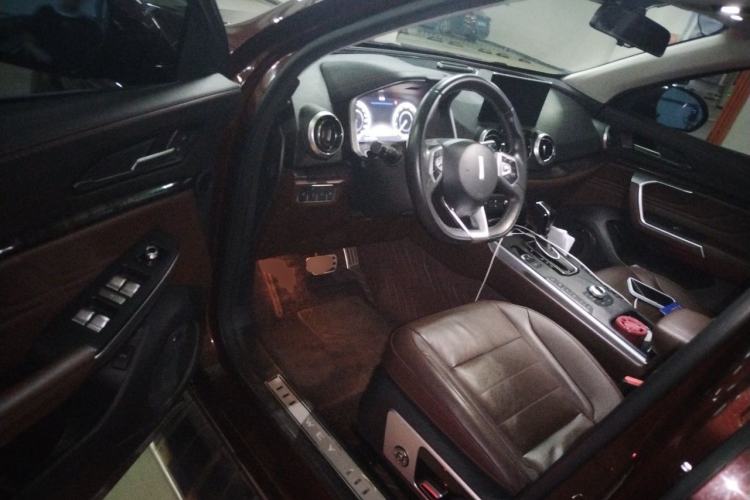 Used Wey VV5 2019 Upgraded Model 2.0T Two-Wheel Drive Flagship Version China V Standard Driver Seat